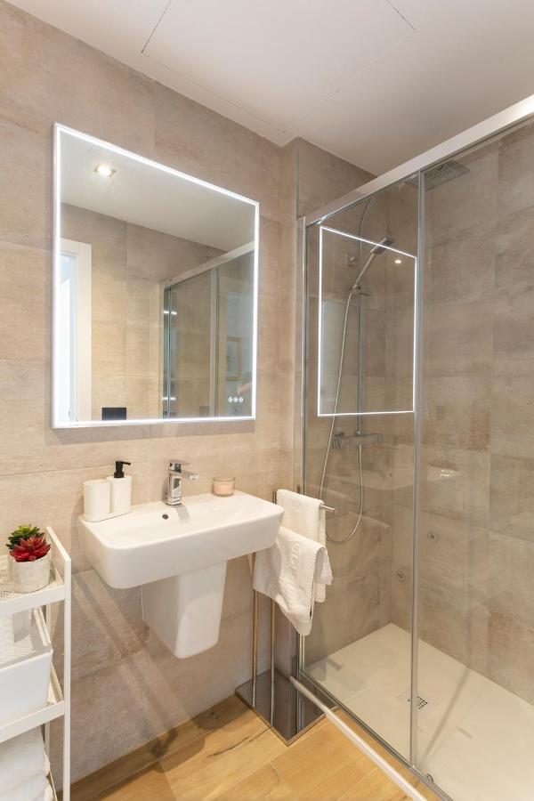 Private & Pool Goyeneta Sevilla Urban Apartment Exterior foto